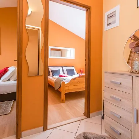 Apartment 8 Bedroom Gorgeous In Biograd Na Moru